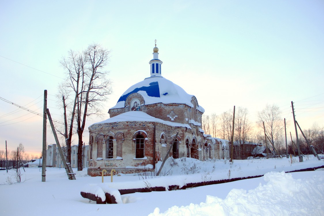 Быково. Церковь Казанской иконы Божией Матери. общий вид в ландшафте