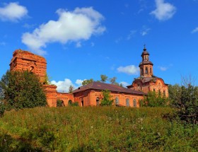 Березник. Церковь Сретения Господня