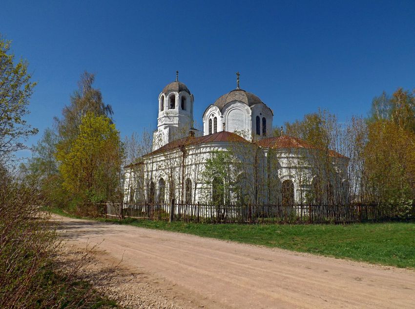 Завертная. Церковь Николая Чудотворца. фасады