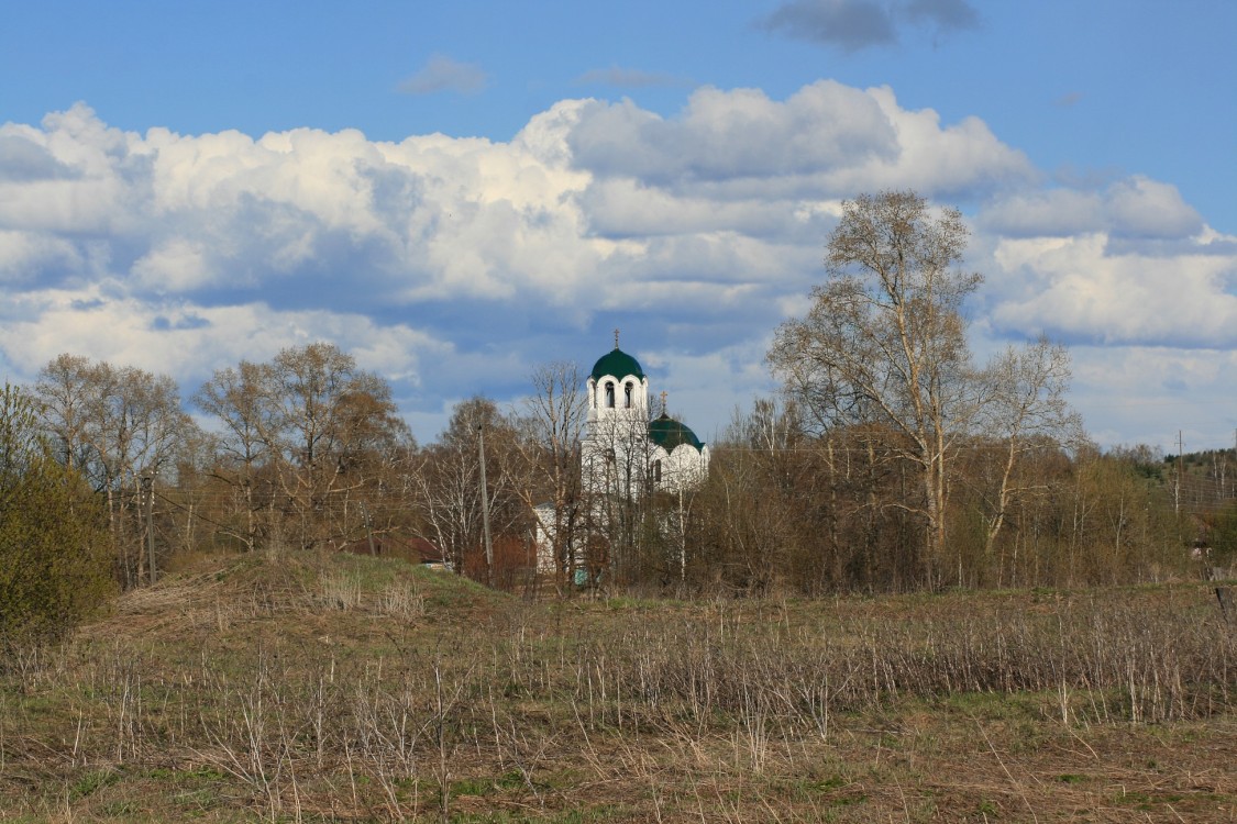 Завертная. Церковь Николая Чудотворца. общий вид в ландшафте