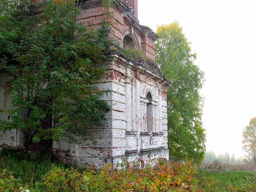 Церковь Рождества Пресвятой Богородицы, Ишеть, урочище (Советский район, Кировская область). фасады, Нижний ярус колокольни