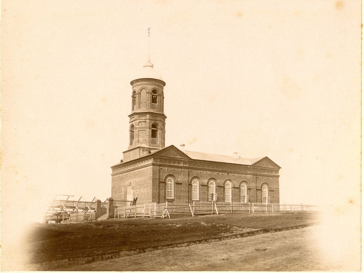 Церковь Воскресения Христова, Плелое (Сунский район, Кировская область). архивная фотография, Фото 1900 - 1910 -е гг. Из книги: 