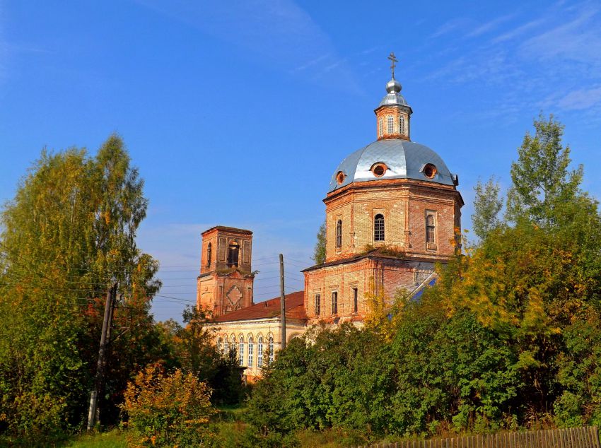 Церковь Казанской иконы Божией Матери, Верхосунье (Сунский район, Кировская область). общий вид в ландшафте