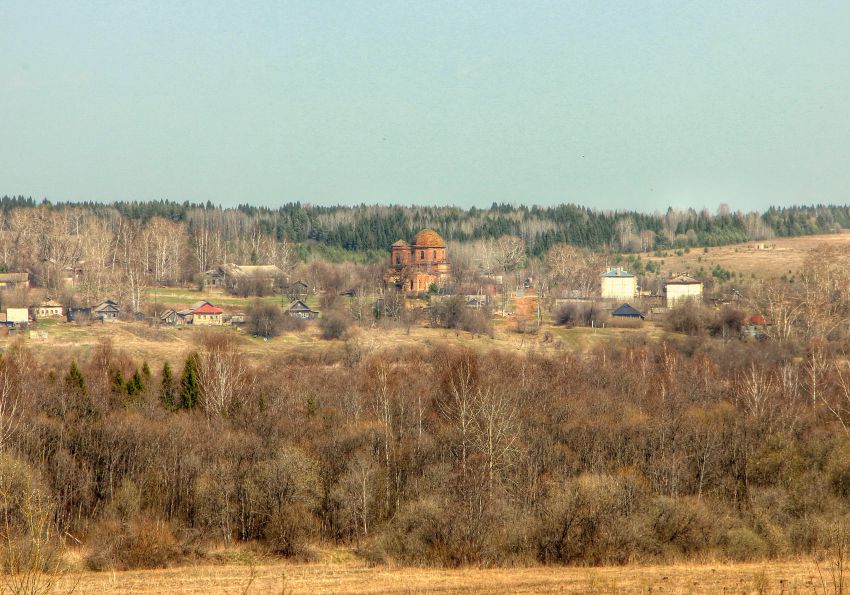 Церковь Успения Пресвятой Богородицы, Нестино (Сунский район, Кировская область). общий вид в ландшафте