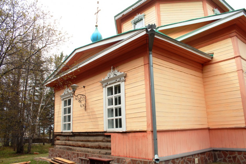 Церковь Николая Чудотворца, Листвянка (Иркутский район, Иркутская область). архитектурные детали, Апсида, вид с севера