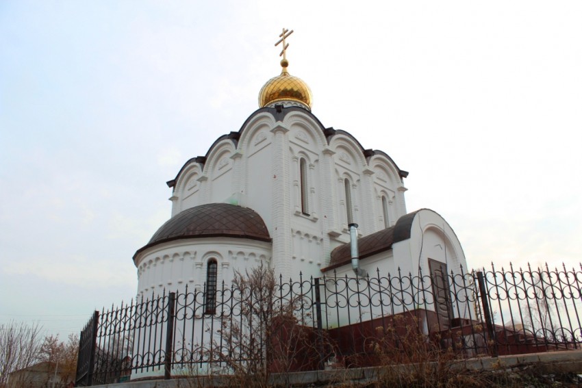 Малоярославец. Церковь Михаила Архангела. фасады, Вид с северо-востока