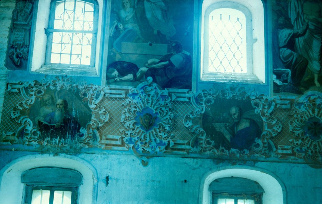 Добрыни. Церковь Успения Пресвятой Богородицы. интерьер и убранство, 1994