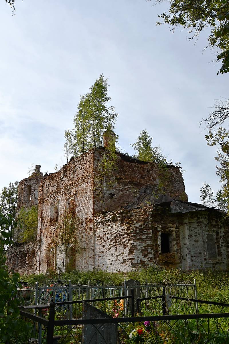фасады. Церковь Успения Пресвятой Богородицы, Добрыни (Максатихинский район, Тверская область)