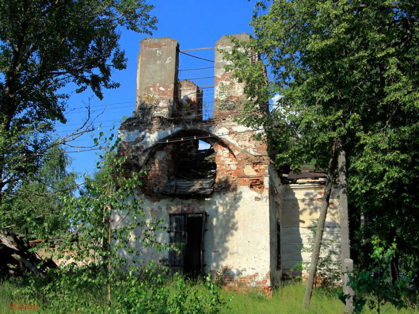 Церковь Новодворской иконы Божией Матери, Гостиница (Максатихинский район, Тверская область). фасады