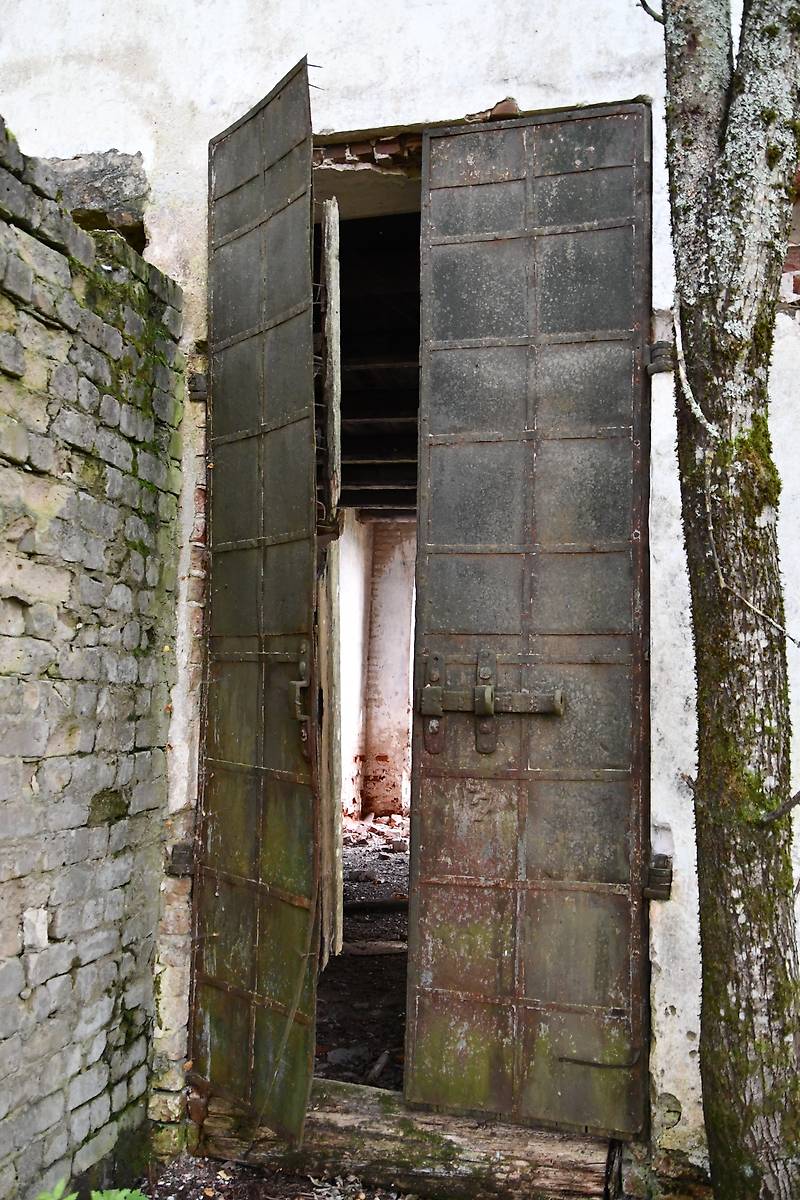 архитектурные детали. Церковь Новодворской иконы Божией Матери, Гостиница (Максатихинский район, Тверская область)