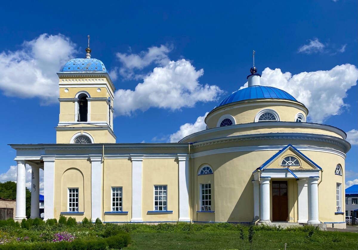 Церковь Покрова Пресвятой Богородицы, Кардаилово (Илекский район, Оренбургская область). фасады, Южный фасад