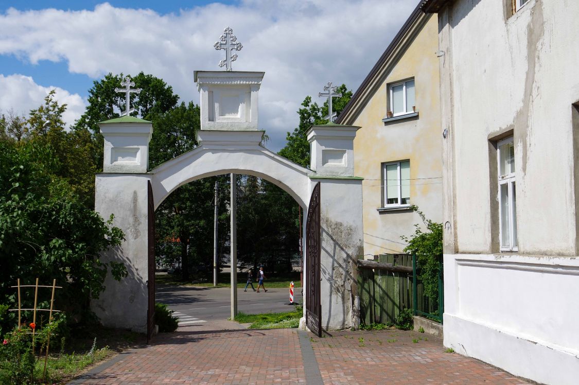 Шяуляй. Церковь Петра и Павла (новая). фасады, Храм.