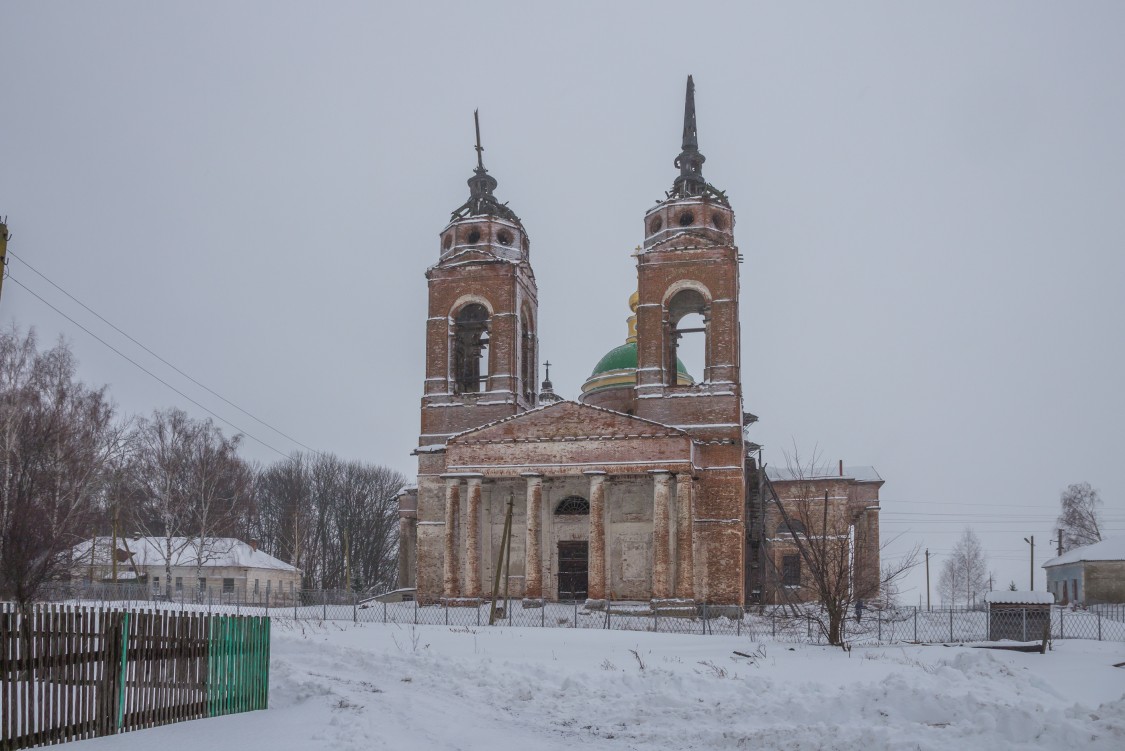 Гагарино. Церковь Воскресения Христова. фасады, Вид с запада