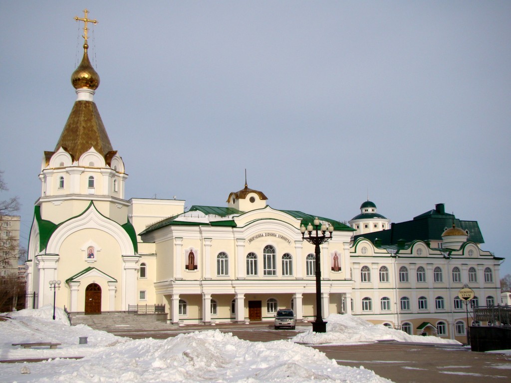 Хабаровск. Церковь Иннокентия, митрополита Московского при Хабаровской духовной семинарии. фасады