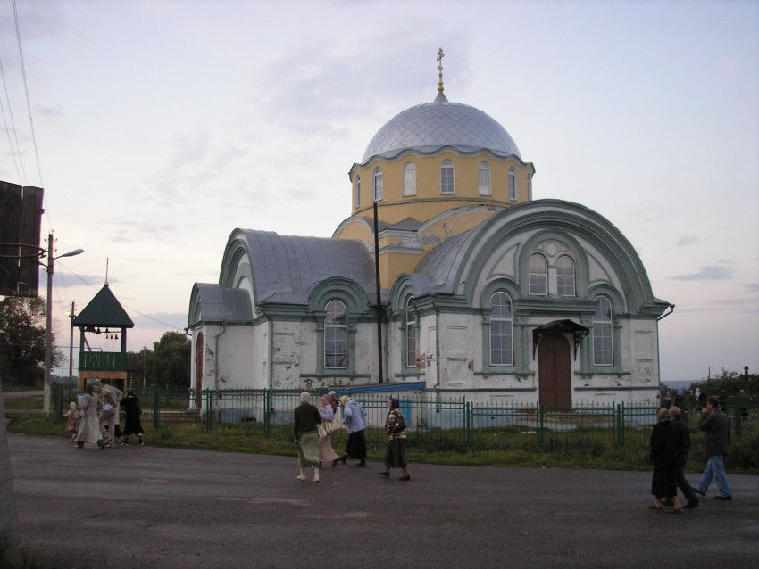 Соловцовка. Церковь Сергия Радонежского. фасады