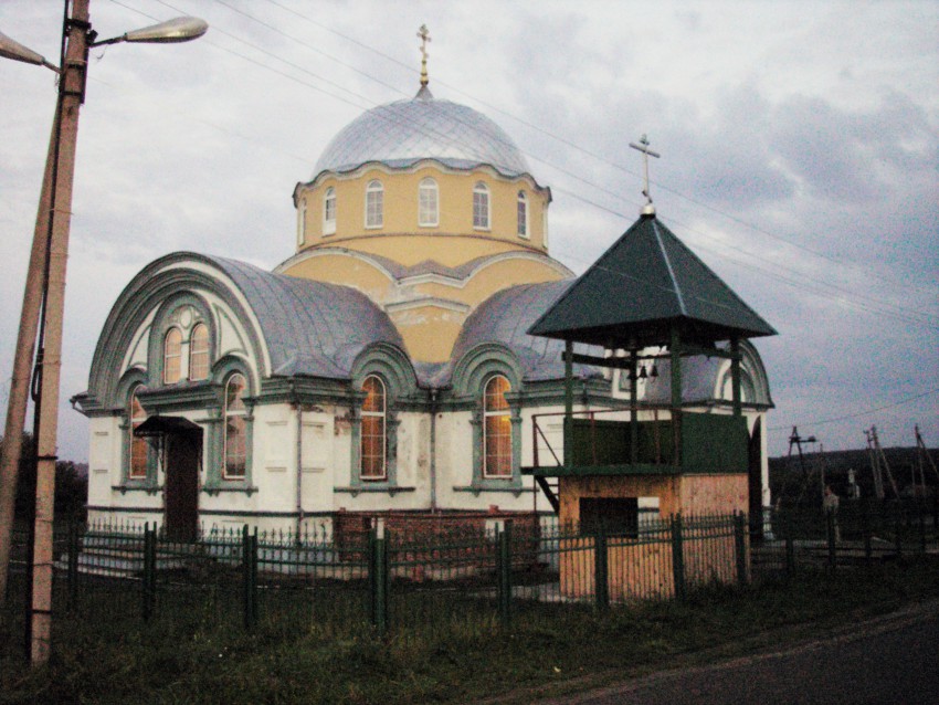 Соловцовка. Церковь Сергия Радонежского. фасады