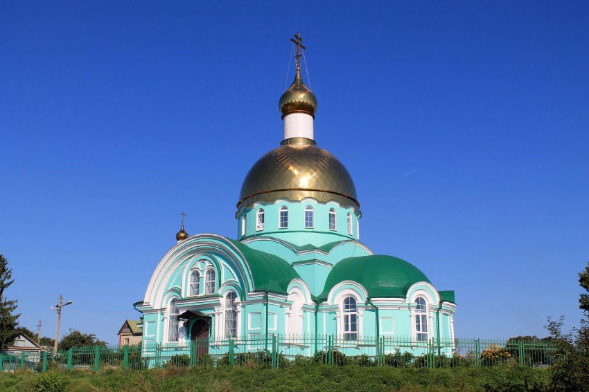 Церковь Сергия Радонежского, Соловцовка (Пензенский район и ЗАТО Заречный, Пензенская область). общий вид в ландшафте