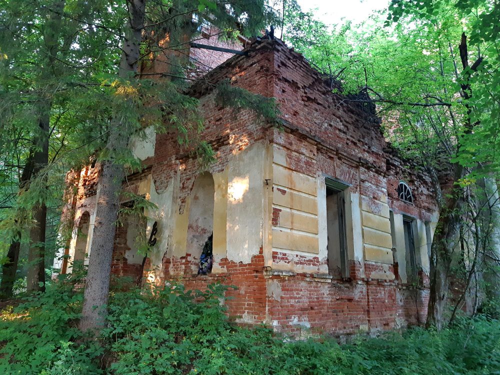 Церковь Успения Пресвятой Богородицы, Петровское (Демянский район, Новгородская область). архитектурные детали