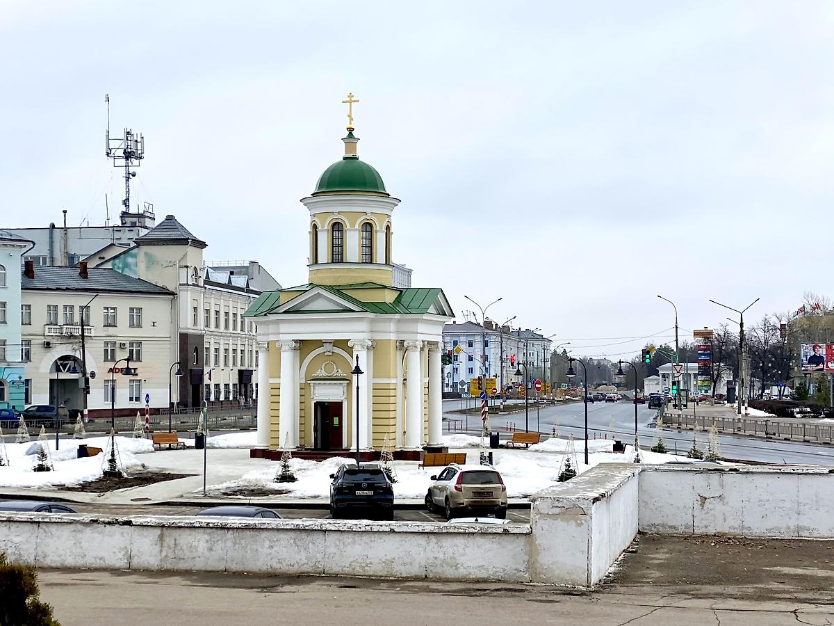 Вид с юго-запада от ДК, фасады. Часовня Михаила Архангела, Дзержинск (Дзержинск, город, Нижегородская область)