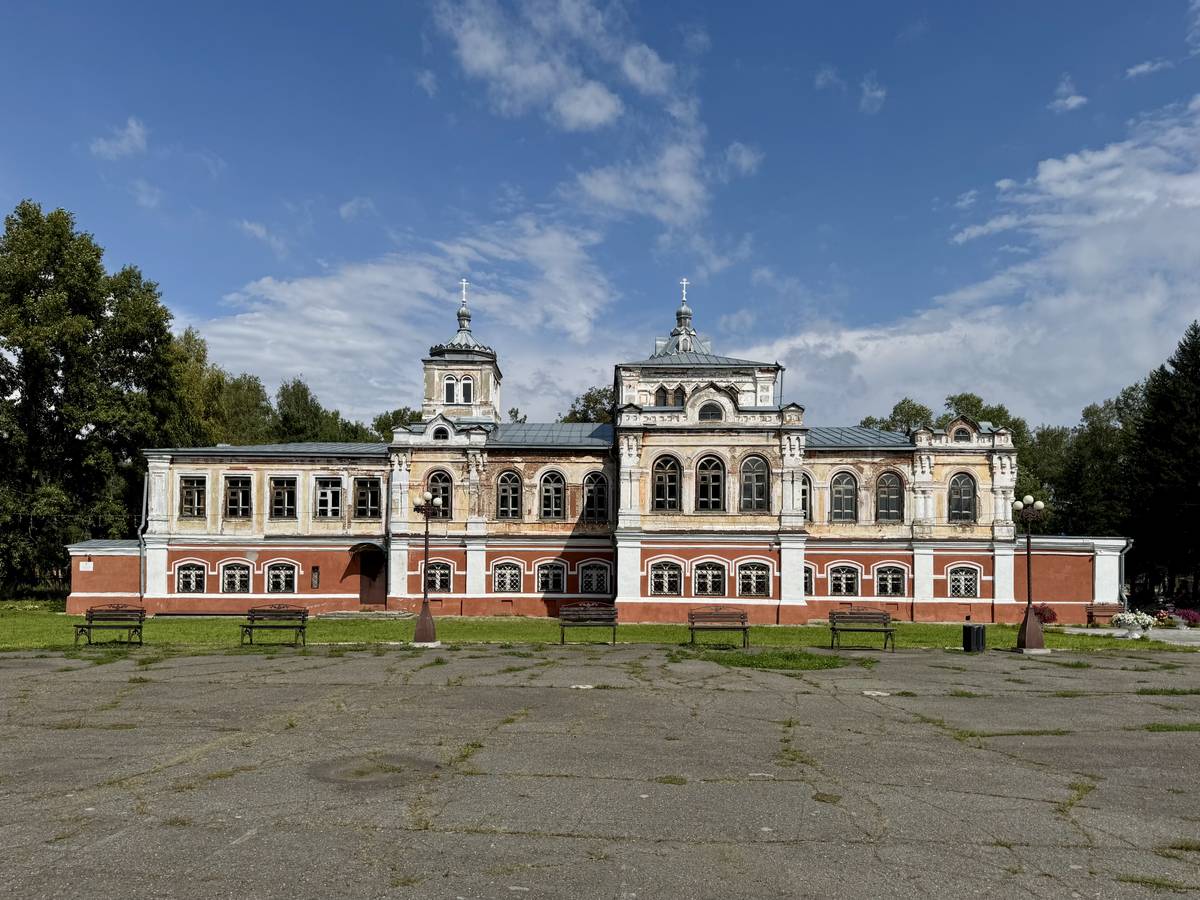 Домовая церковь Димитрия Ростовского при архиерейском доме, Бийск (Бийский район и г. Бийск, Алтайский край). фасады, Вид с юго-запада