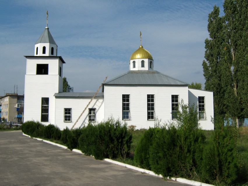 Церковь Тихона, Патриарха Всероссийского, Колодезный (Каширский район, Воронежская область). общий вид в ландшафте