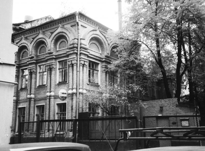 Домовая церковь Сергия Радонежского при родильном доме им. С. В. Лепехина, Басманный (Центральный административный округ (ЦАО), г. Москва). фасады