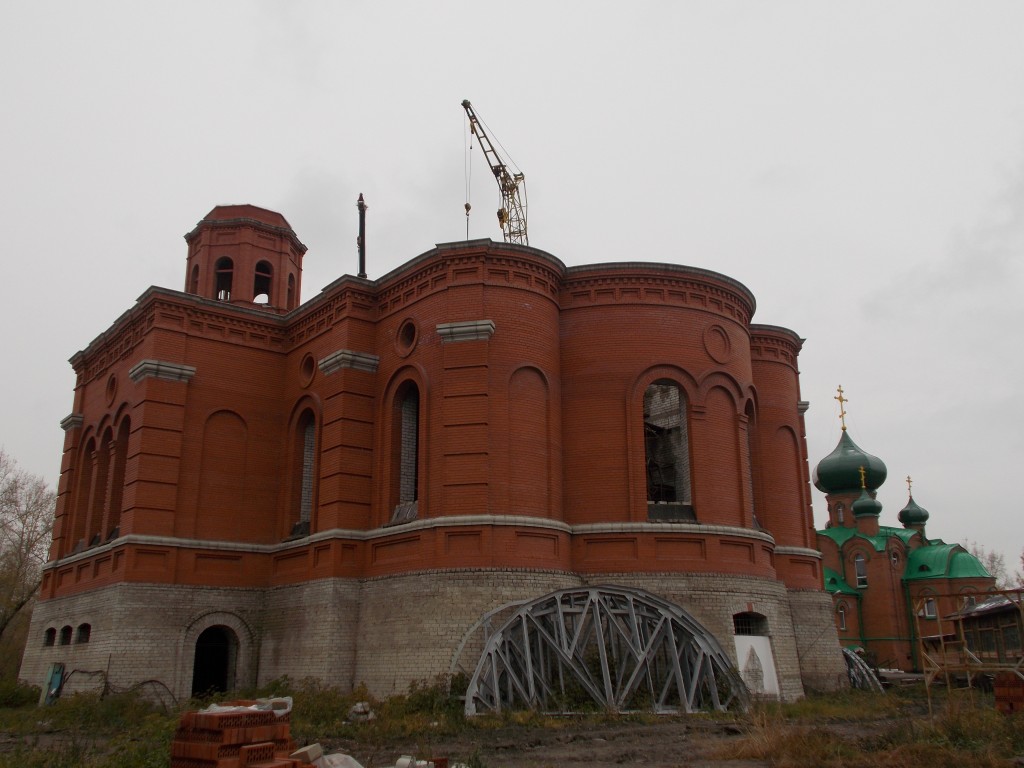 Собор Александра Невского, Барнаул (Барнаул, город, Алтайский край). документальные фотографии