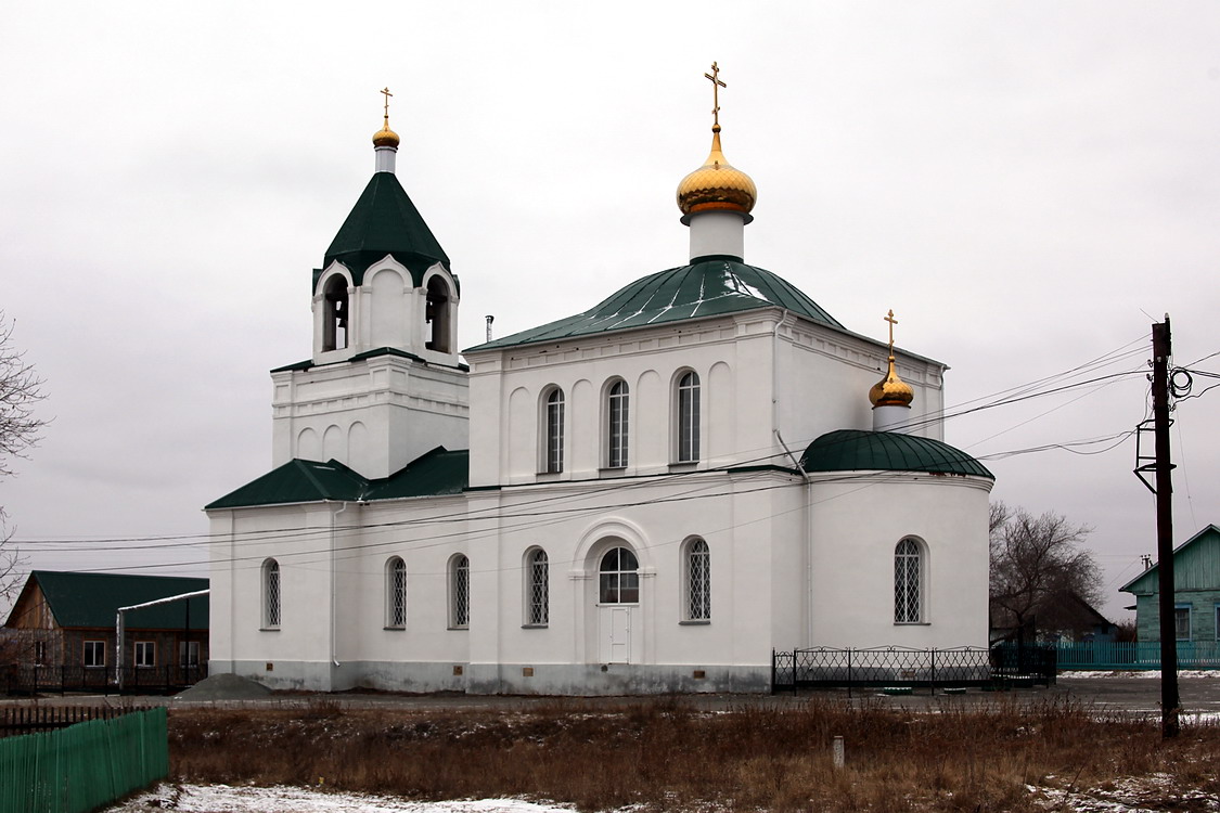 Малое Дюрягино. Церковь Троицы Живоначальной. фасады