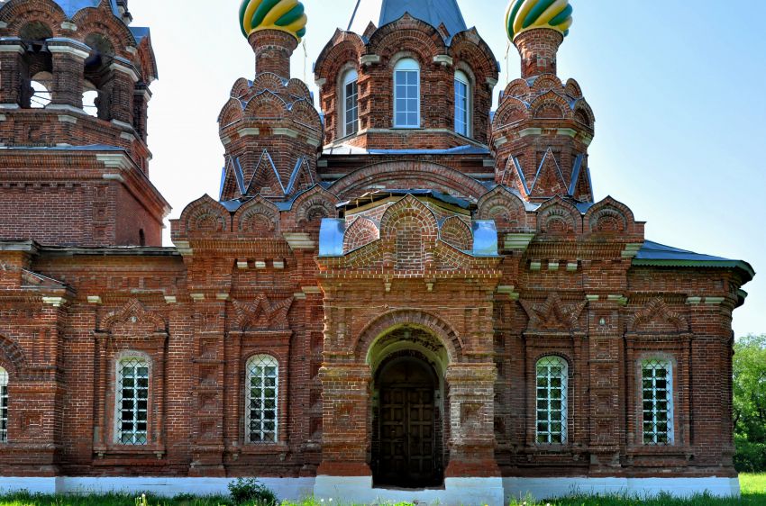 Церковь Рождества Христова, Гололобово (Коломенский городской округ, Московская область). архитектурные детали