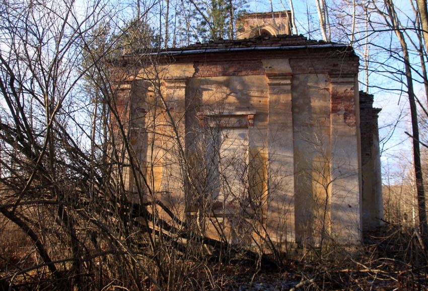 Церковь Николая Чудотворца, Сырковичи (Порховский район, Псковская область). общий вид в ландшафте