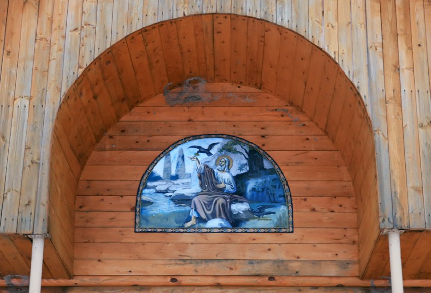 Дубня. Часовня Илии Пророка. архитектурные детали, икона над входом