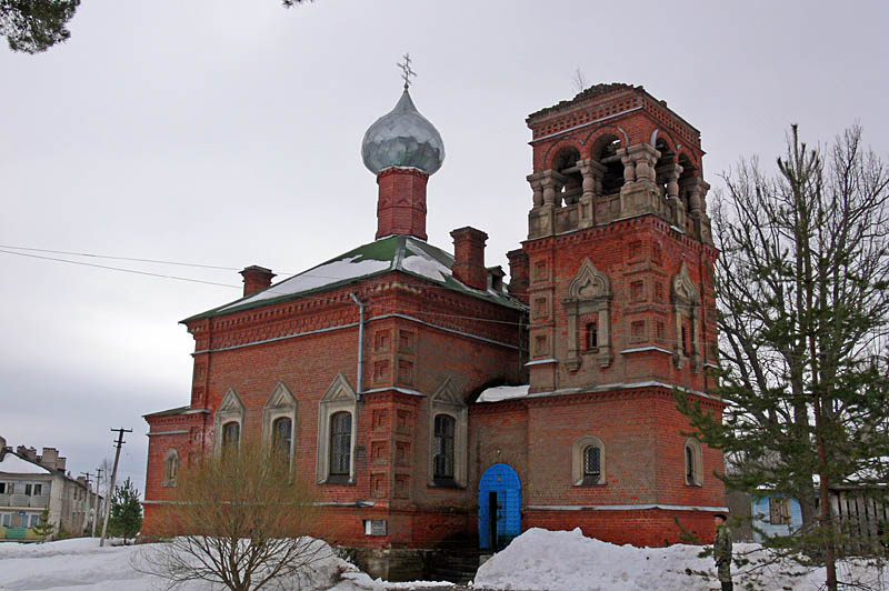 Козловка. Церковь Покрова Пресвятой Богородицы. фасады