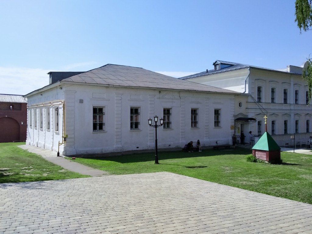 Кремль. Крестильный храм Серафима Саровского, Зарайск (Зарайский городской округ, Московская область). фасады