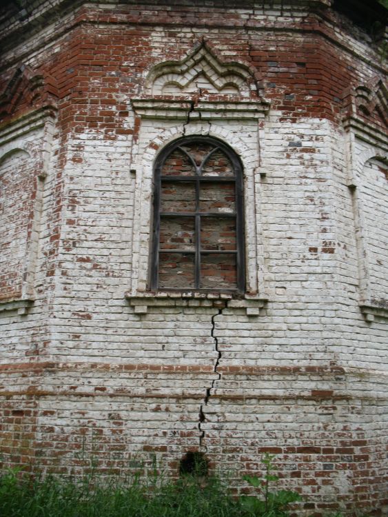 Церковь Николая Чудотворца, Ашлань (Уржумский район, Кировская область). архитектурные детали, алтарь,окно