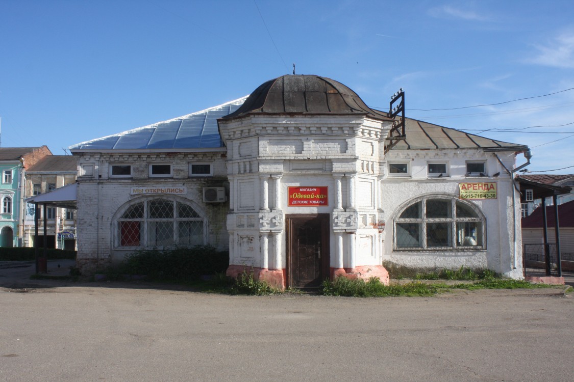 Неизвестная часовня при торговых рядах, Кашин (Кашинский городской округ, Тверская область). фасады