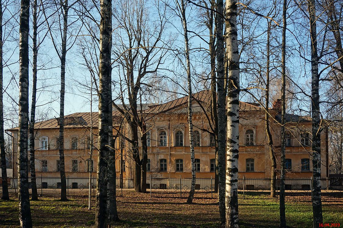 Церковь Космы и Дамиана, Бежецк (Бежецкий район, Тверская область). фасады