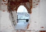 Колокольня церкви Иоанна Предтечи, Пролом в северной стене первого яруса колокольни.<br>, Чистополье, Котельничский район, Кировская область
