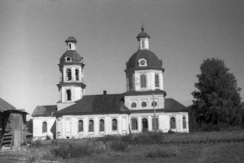 Верхолипово. Церковь Иоанна Богослова. архивная фотография, Автор Б.И. Татаринов, фото 1958г. С сайта http://www.shizhma.ru/gallery/category/19-churches.html?limitstart=0