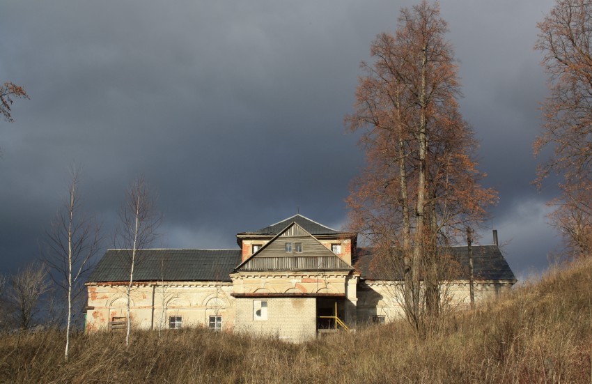 Бикбарда. Церковь Рождества Пресвятой Богородицы. общий вид в ландшафте