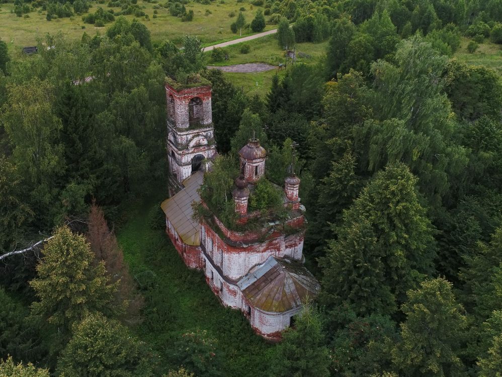 Здоровцево. Церковь Троицы Живоначальной. фасады