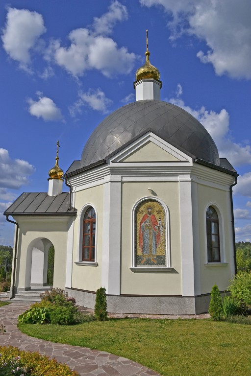 Часовня-крестильня Александра Невского, Дарьино (Одинцовский городской округ и ЗАТО Власиха, Краснознаменск, Московская область). фасады