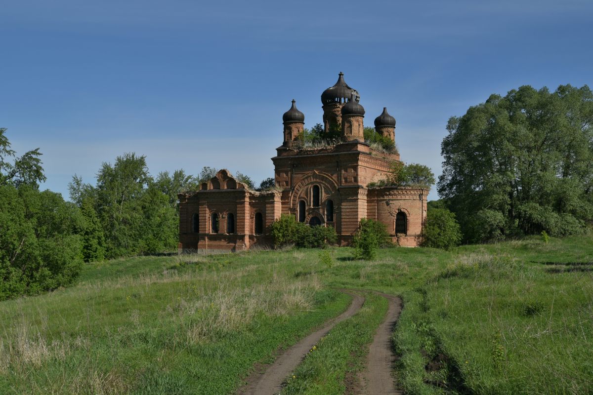 Белогорка. Церковь Михаила Архангела. фасады, Вид с юго-востока