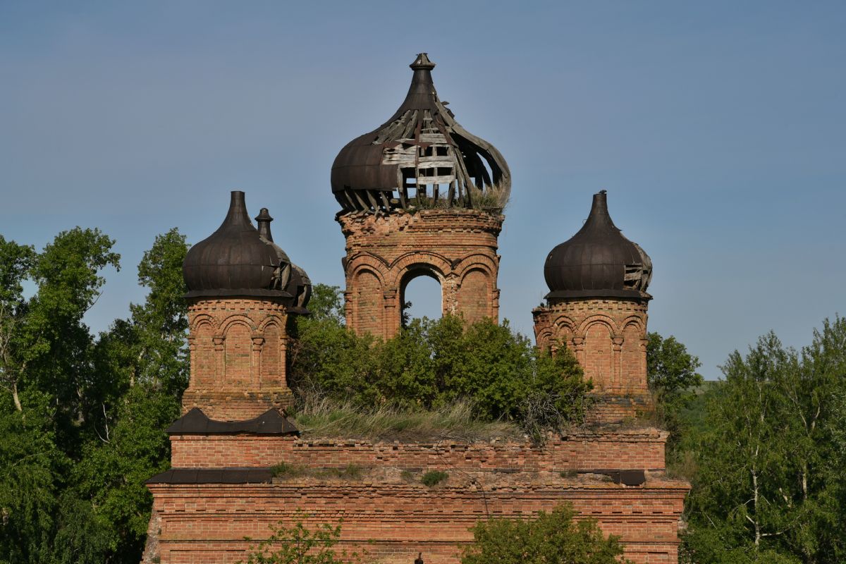 Белогорка. Церковь Михаила Архангела. архитектурные детали, Вид с востока на завершение основного объема
