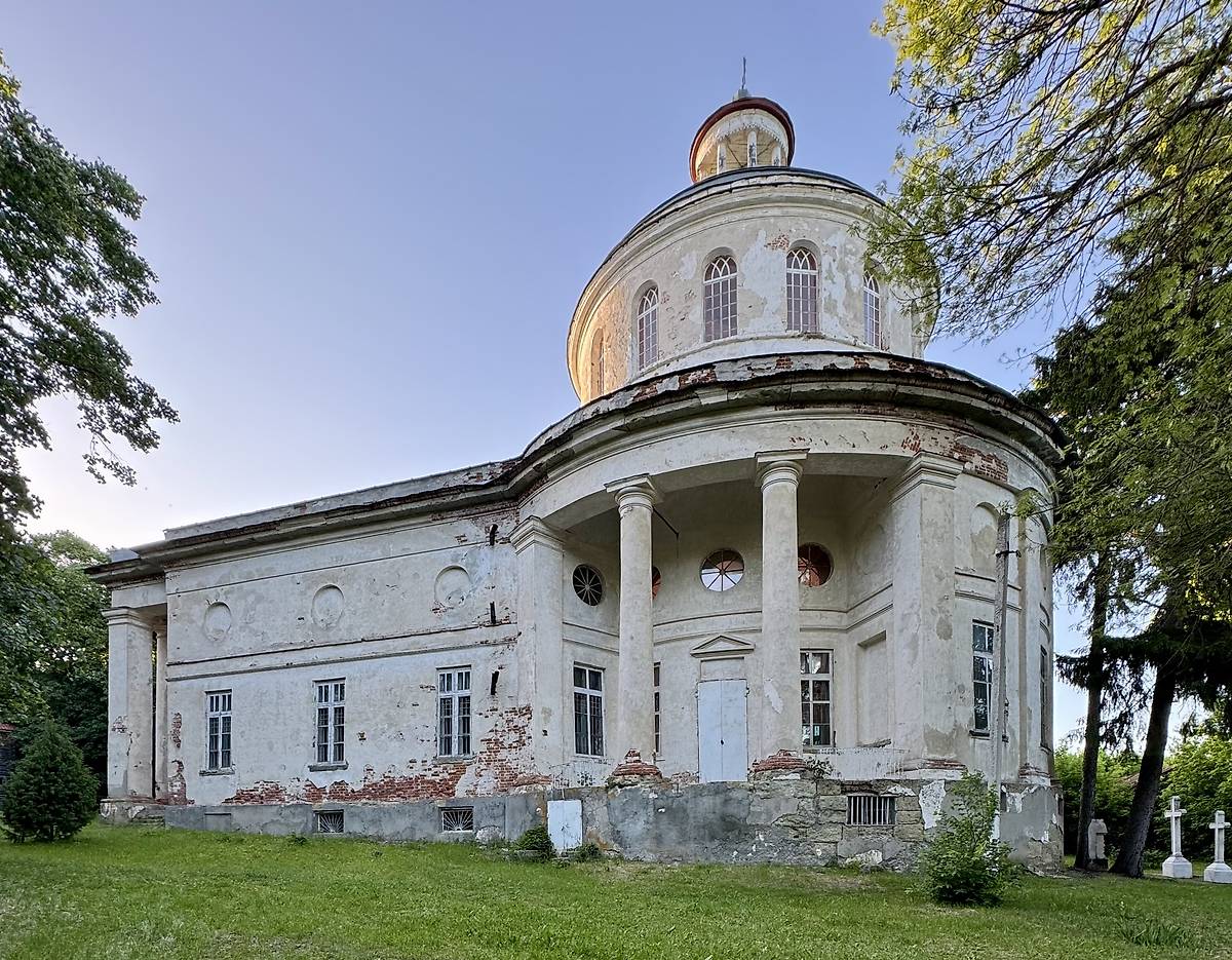 Вид с юга, фасады. Церковь Преображения Господня, Зубрилово (Тамалинский район, Пензенская область)