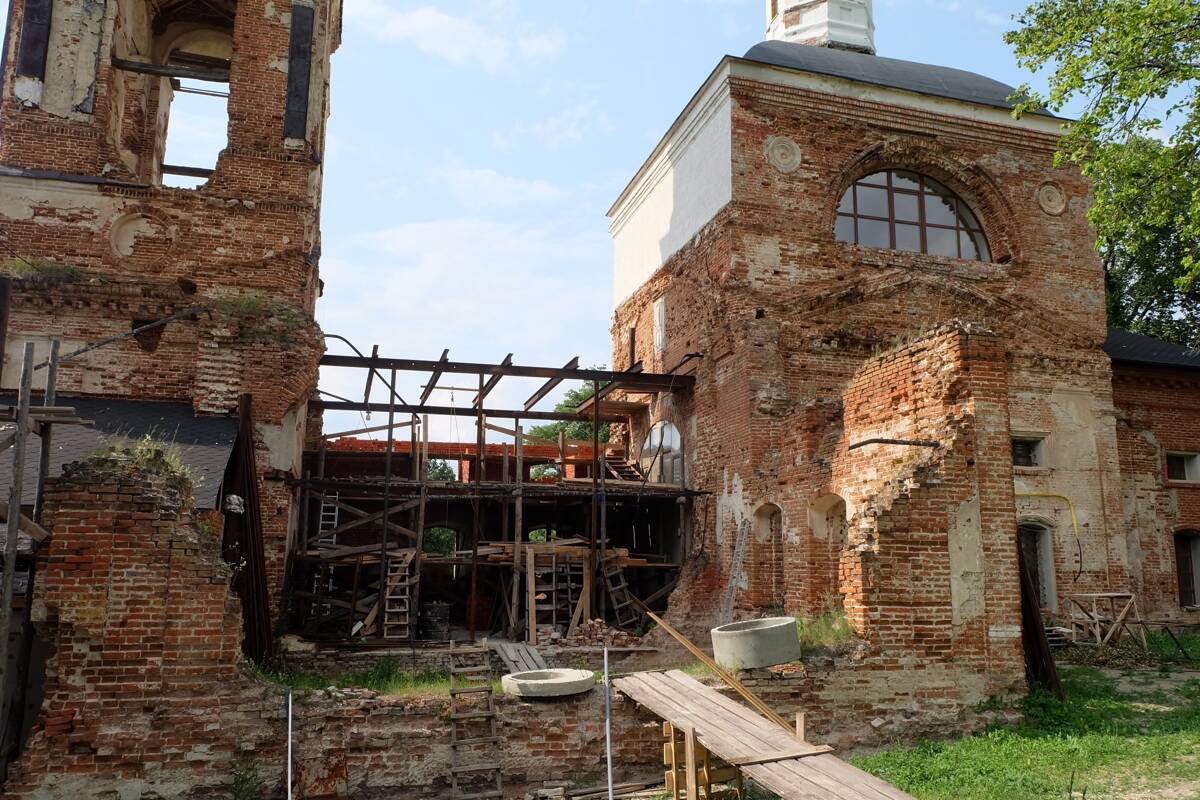 Церковь Петра и Павла, Нижний Шкафт (Никольский район, Пензенская область). архитектурные детали