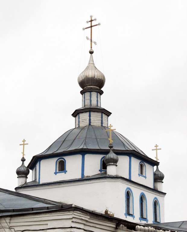 Церковь Казанской иконы Божией Матери, Шихазаны (Канашский район и г. Канаш, Республика Чувашия). архитектурные детали, Завершение основного объема храма
