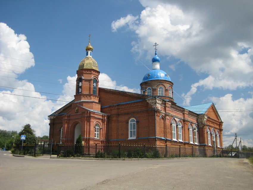 Пенза. Церковь Введения во храм Пресвятой Богородицы в Весёловке. фасады