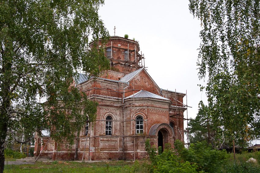 Пограничное. Скрябинский Вознесенский женский монастырь. Церковь Вознесения Господня. общий вид в ландшафте