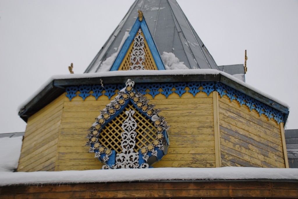 Церковь Казанской иконы Божией Матери, Повалиха (Первомайский район, Алтайский край). архитектурные детали, Декоративное оформление