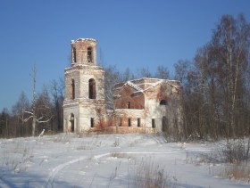 Базарово. Церковь Рождества Пресвятой Богородицы